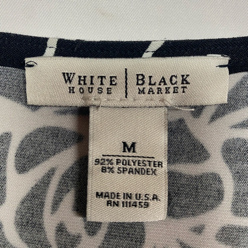 White House Black Market Black and White Sleeveless Top Women’s Medium - Picture 3 of 3